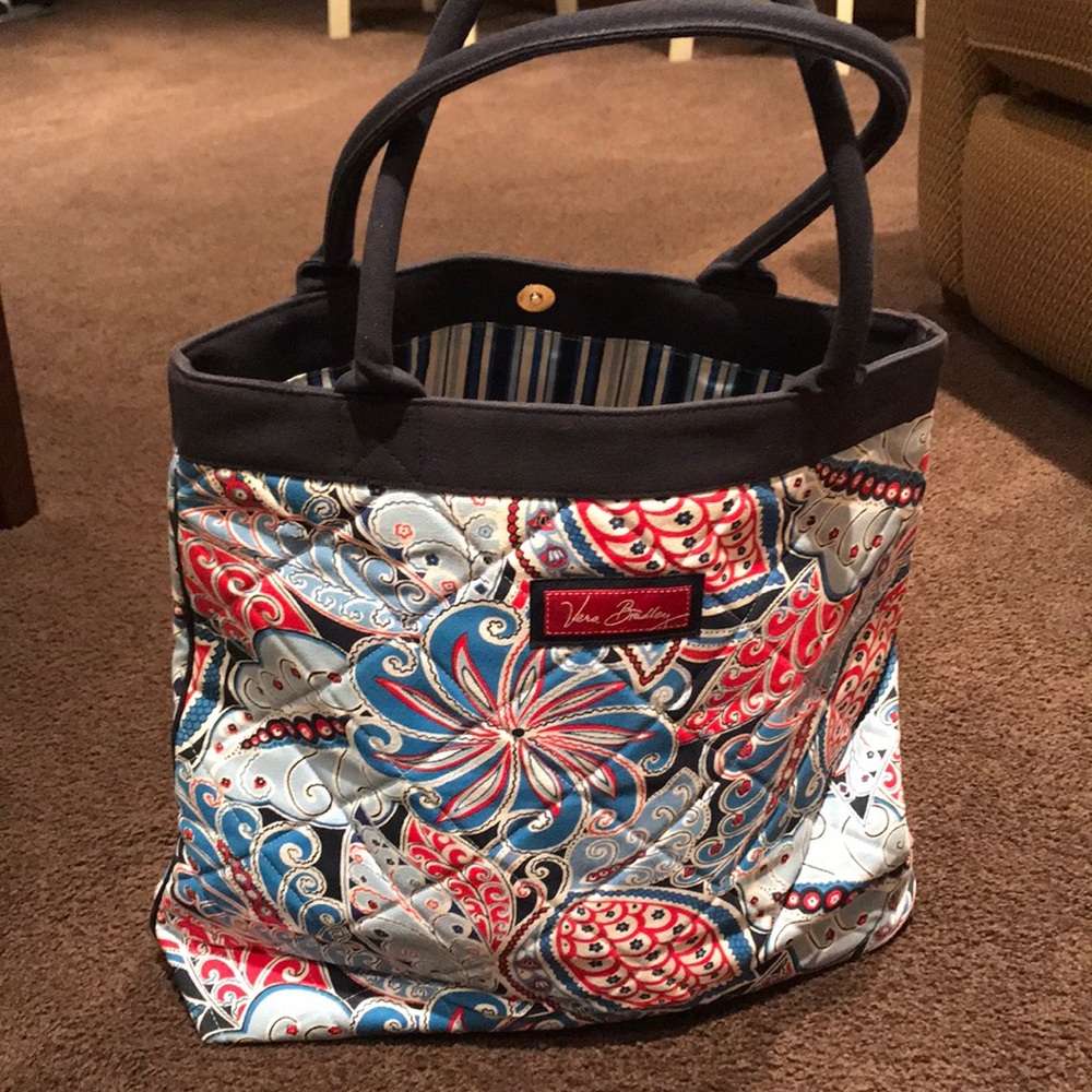 Vera Bradley tote bag